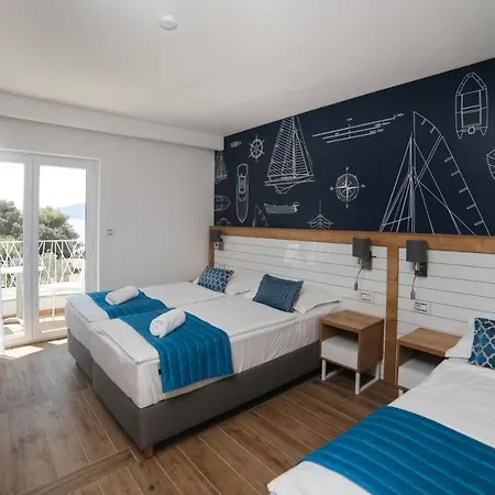 Ivando - K&s Otel Drvenik (Split-Dalmatia)