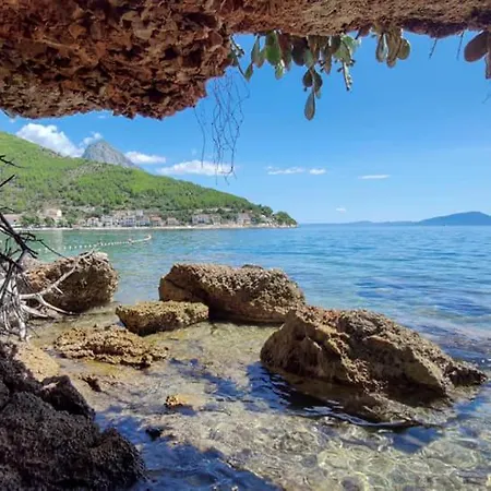 Hotel Ivando - K&s Drvenik (Split-Dalmatia)