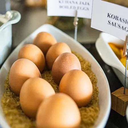 Hotel Ivando - K&s 4*